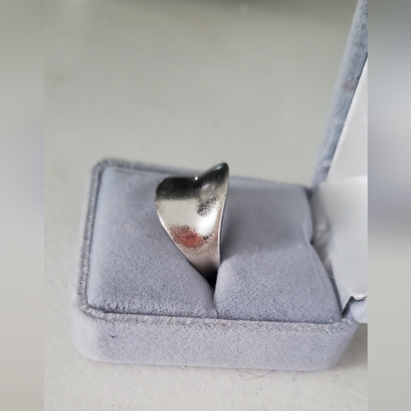 925 Sterling Silver Wide Band Modern Statement Ring Size 8 - Picture 5 of 5